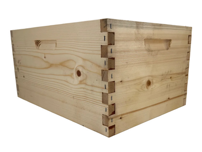Wax Dipped Assembled 8 Frame Commercial 9 5/8” Deep Hive Body