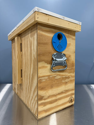 Wax Dipped Swarm Trap with UV Blue Dials